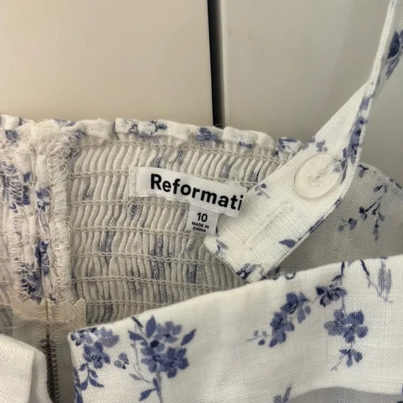 Reformation White Camisole Top with Delicate Bow Detail linen - Picture 2 of 6